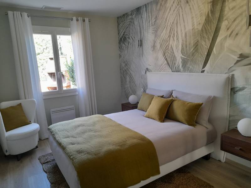 tales de chevets en bois proche béziers