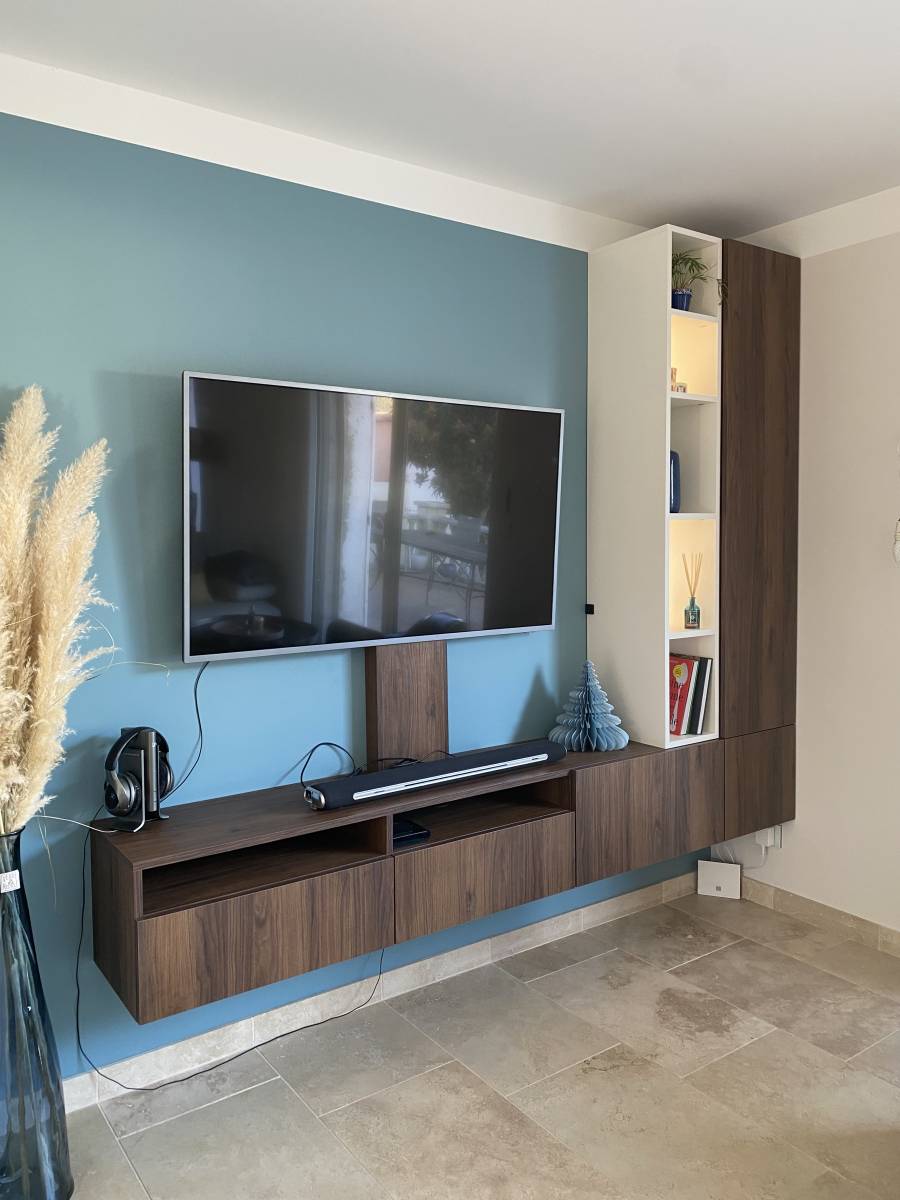 Meuble tv suspendu