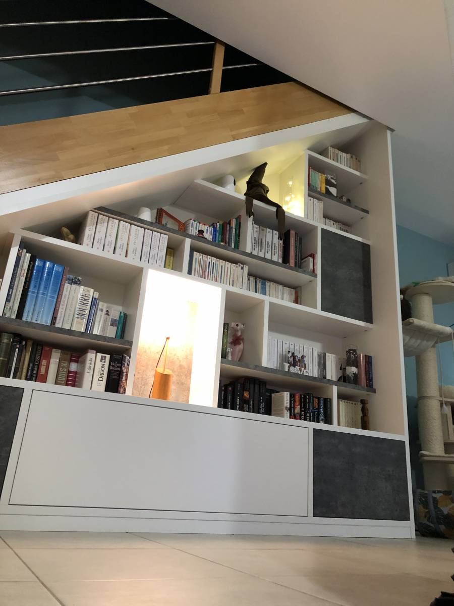 Création d'un Meuble Sous-Escalier Sur-Mesure dans une maison à Capestang, proche de Béziers